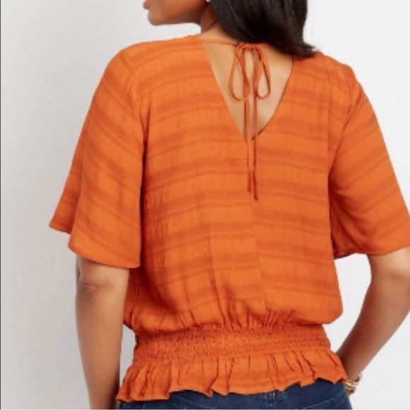Maurices button tie back orange v-neck top size xsmall - Picture 2 of 3